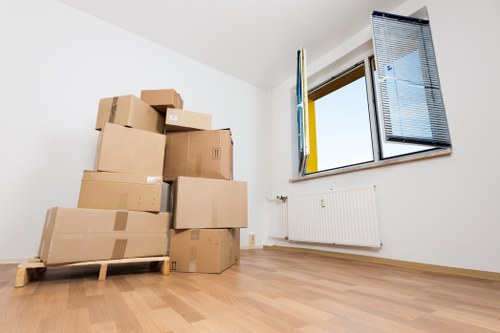 Efficient apartment relocation in Canary Wharf with fast moving support