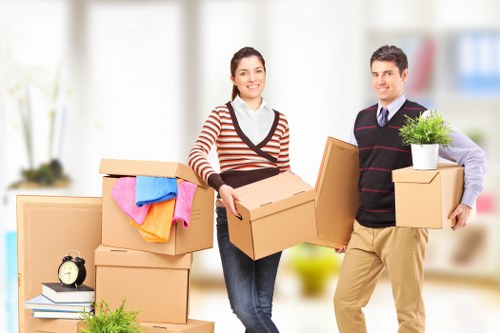 Careful moving practices in a Canary Wharf property