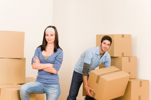 Canary Wharf removal specialists organizing office relocation items